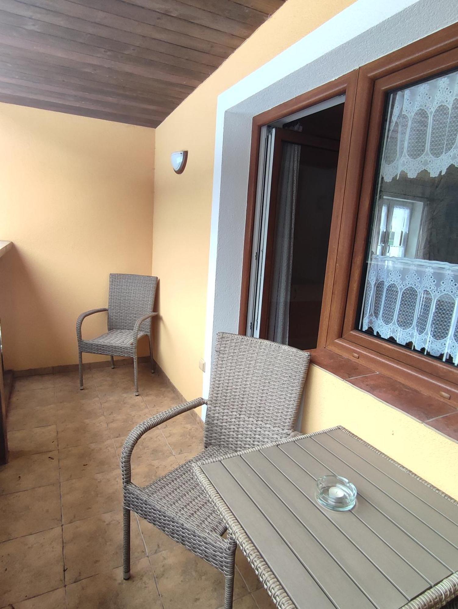 Apartmany Pod Vysakem Stárkov Kamer foto